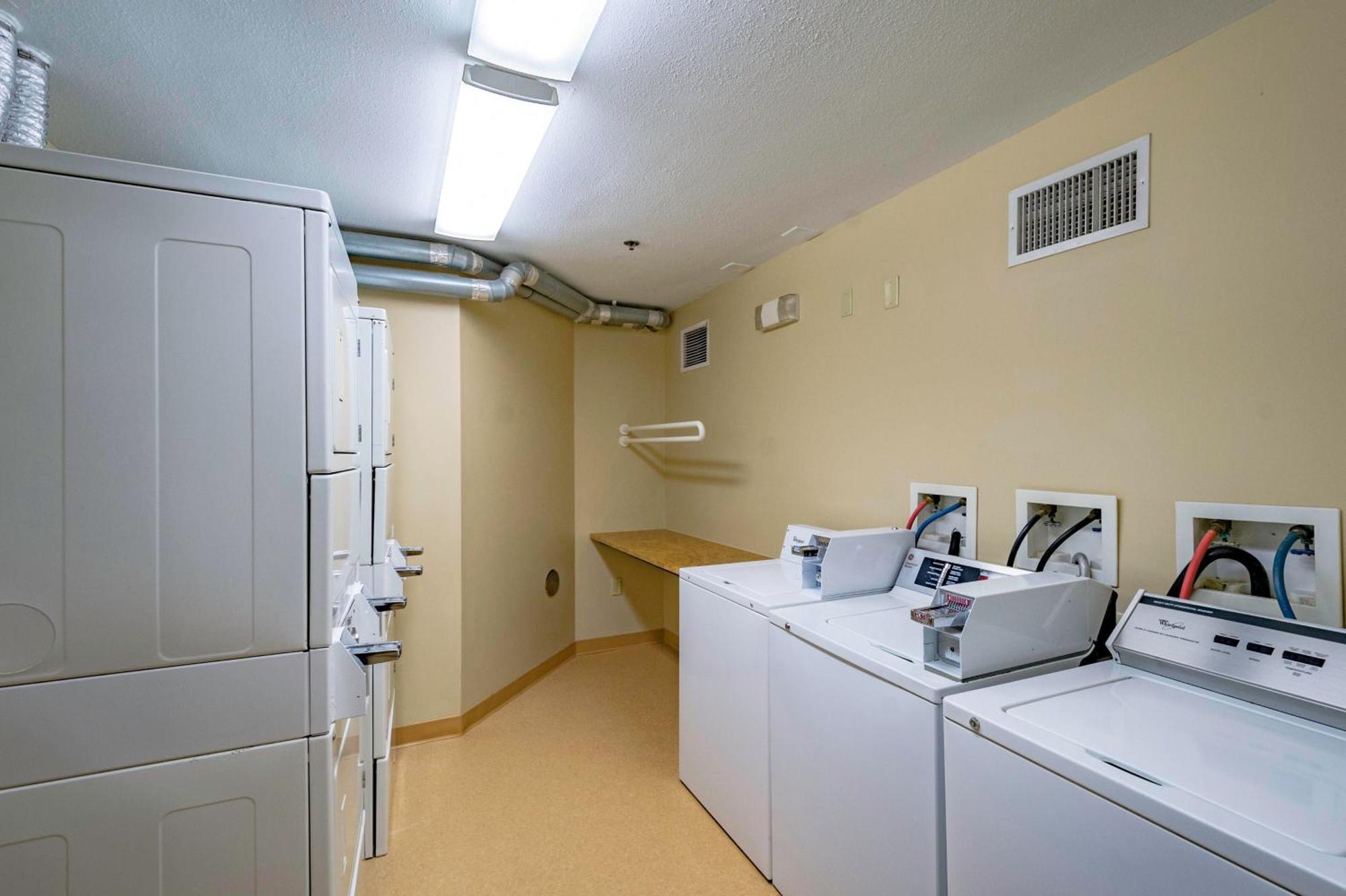 Towneplace Suites Cleveland Стрийтсбъро Екстериор снимка