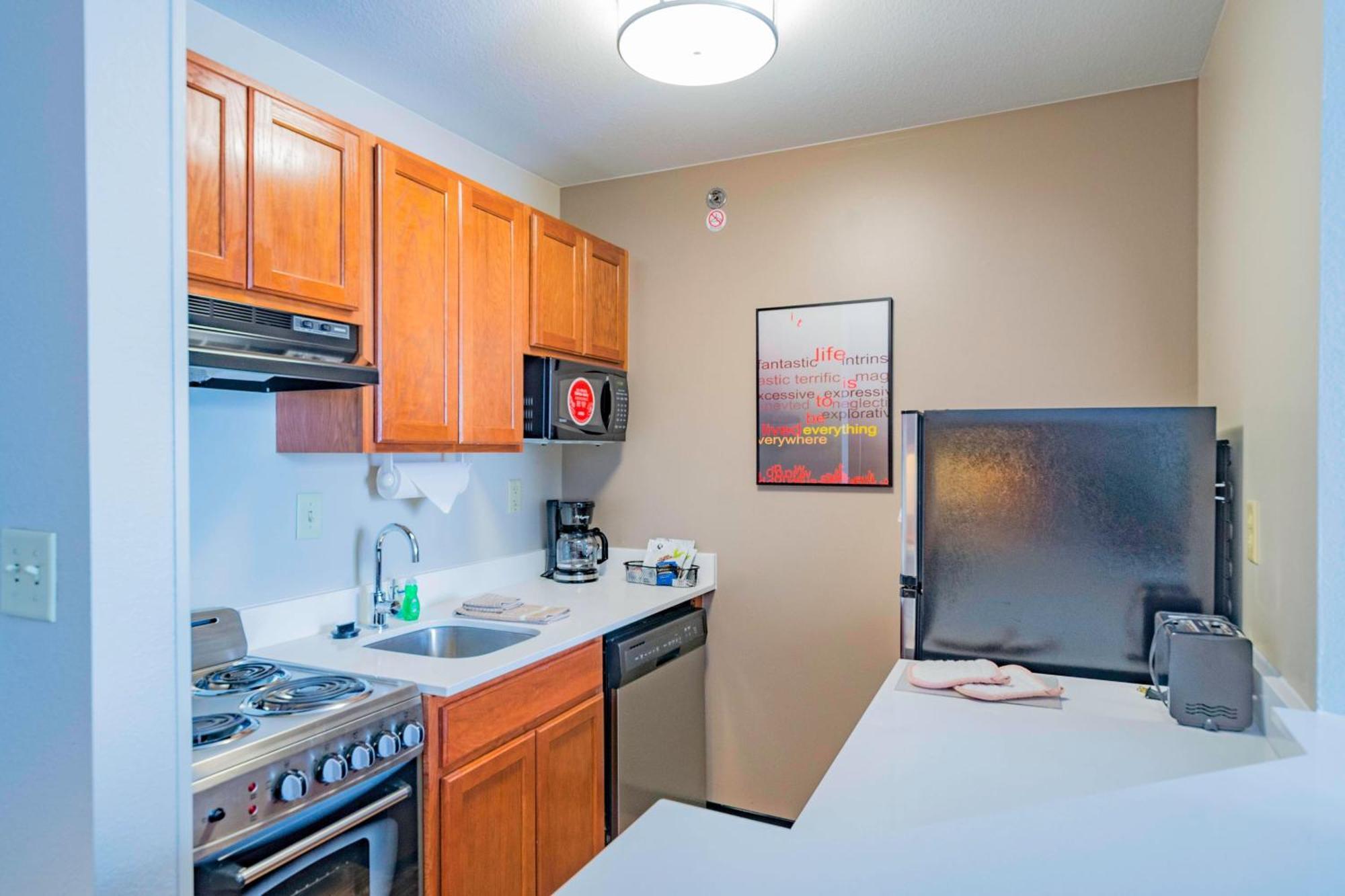 Towneplace Suites Cleveland Стрийтсбъро Екстериор снимка