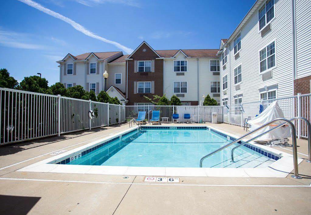 Towneplace Suites Cleveland Стрийтсбъро Екстериор снимка